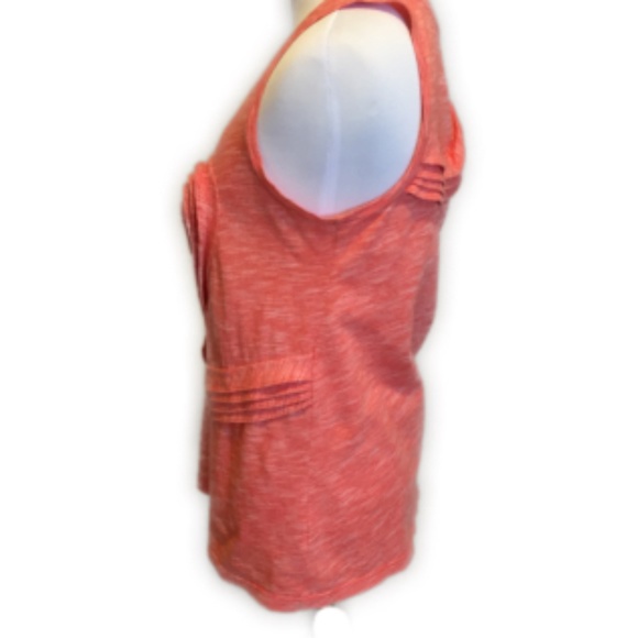 Little Yellow Button Winding Road T… - Picture 3 of 8